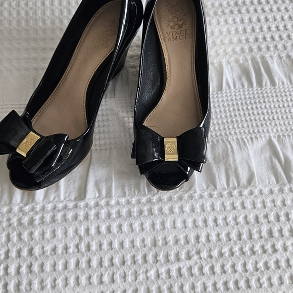 Vince Camuto wedge shoes - Picture 5 of 5